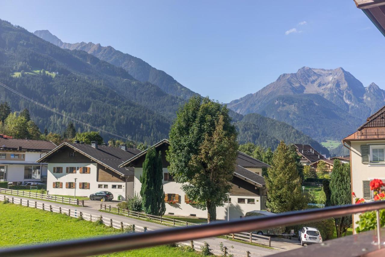 Gaestehaus Hornegger Otel Mayrhofen Dış mekan fotoğraf